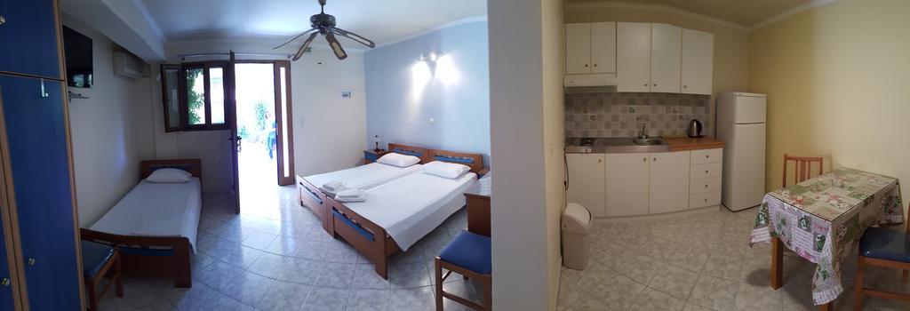 Epi Apartments Лурдата Екстериор снимка