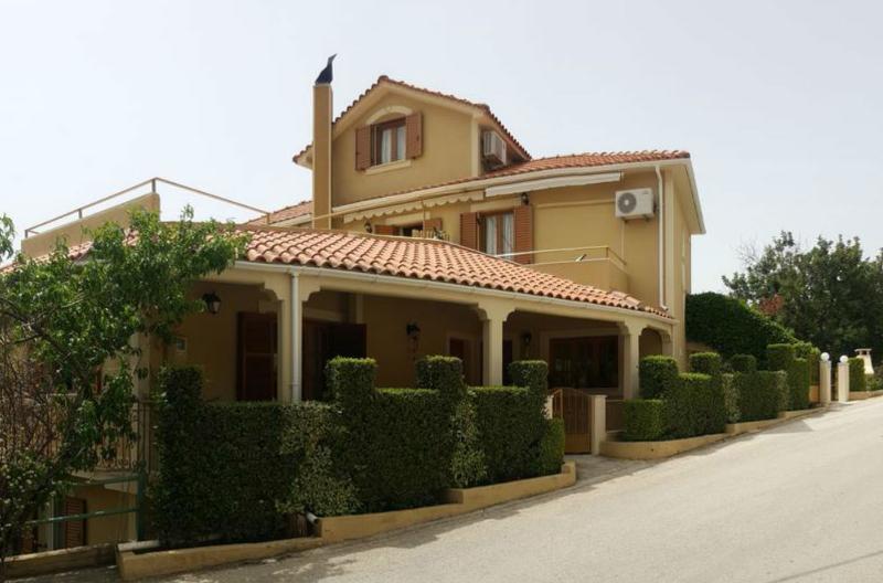 Epi Apartments Лурдата Екстериор снимка
