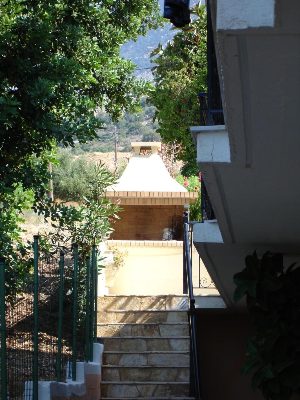 Epi Apartments Лурдата Екстериор снимка