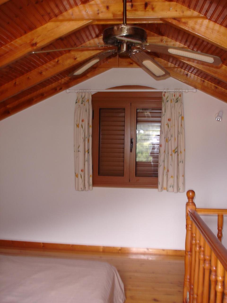 Epi Apartments Лурдата Екстериор снимка