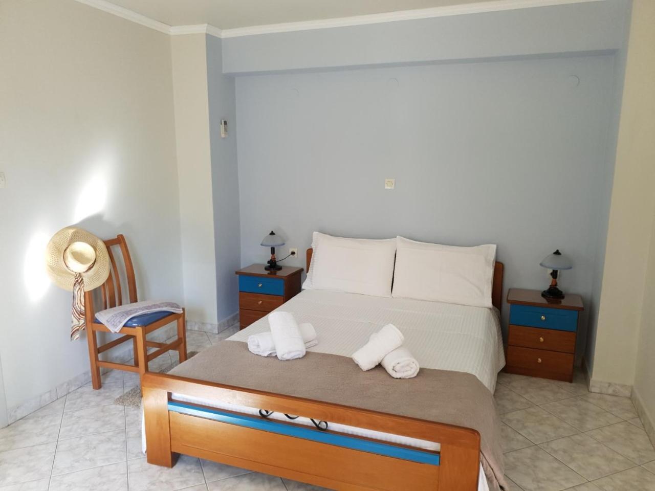 Epi Apartments Лурдата Екстериор снимка