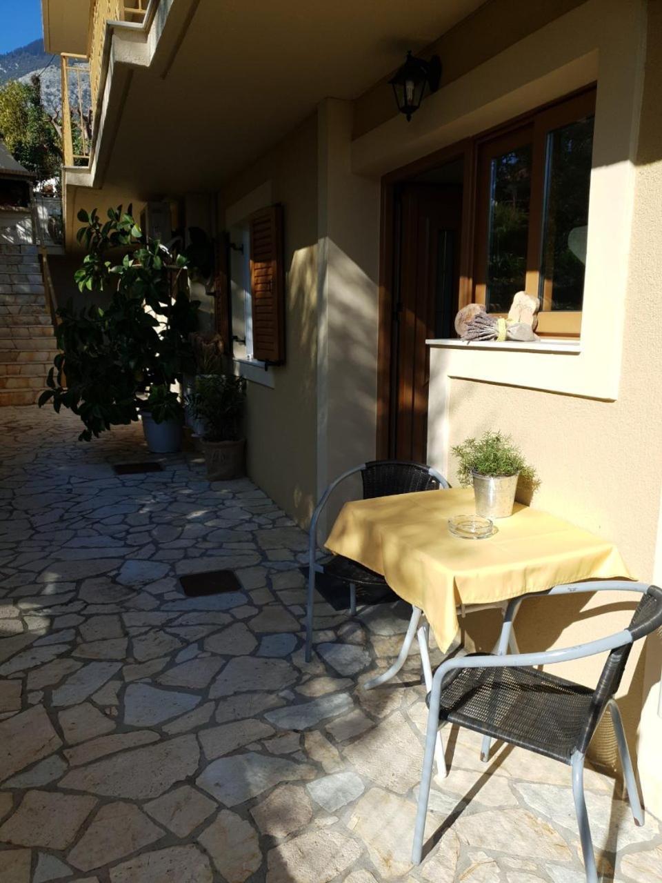 Epi Apartments Лурдата Екстериор снимка